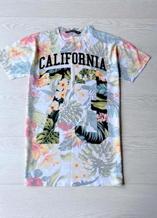 Яркая футболка в цветы california с номером 73