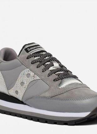 Кроссовки женские saucony jazz triple grey/snake gris3 фото