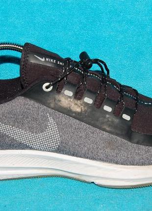 Кроссовки nike спорт 39 размер