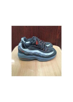 Детские кроссовки nike foamposite chrome blue light color page 95