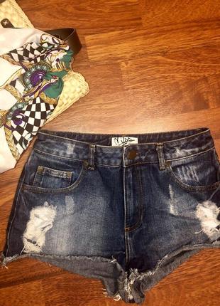 Мега стильные шорты от denim
