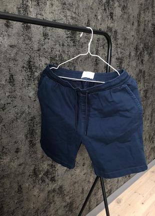 Шорти folk