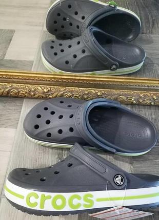 Крокс баябэнд клог серые crocs bayaband clog charcoal volt green5 фото