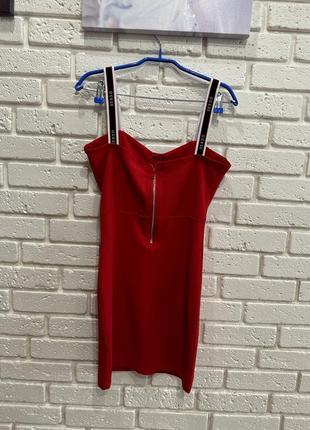 Guees оригинал платье красное со шлейками с лого бренда4 фото