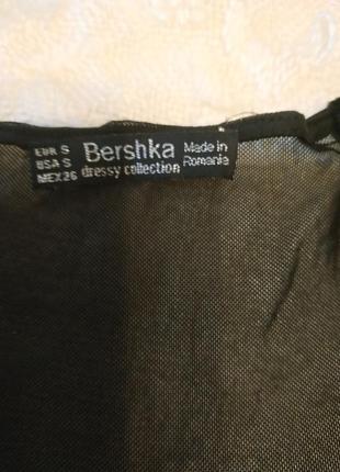 Эффективное бархатное платье футляр с прозрачной спинкой xs-s bershka9 фото