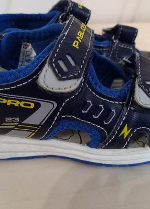 Босоніжки дитячі, шкіряні. pablosky