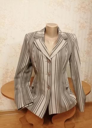 Костюм жіночий, трійка