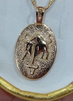Оригінальний подарунок дівчині "золотий телець медальйон шагрень на ланцюжку" - кольє ювелірний сплав у коробочці9 фото
