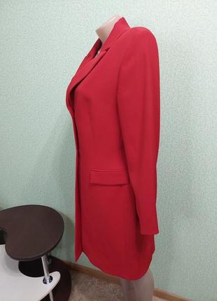 Удлиненный женский пиджак классический красный цвет6 фото