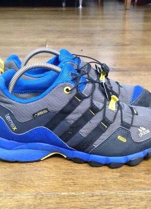 Кроссовки adidas gore-tex р 37.5