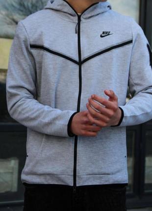 Nike tech fleece