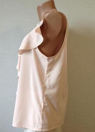 Ніжна блуза з воланом4 фото