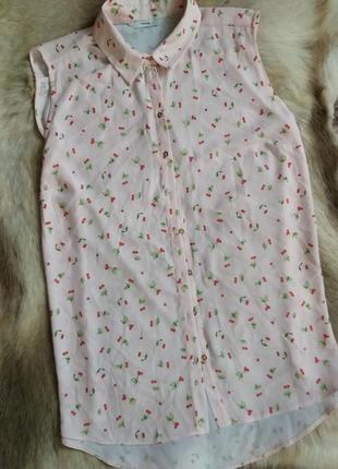 Блуза у вишеньку