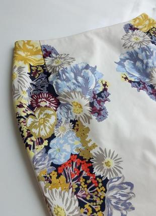Красивая летняя прямая юбка в цветочный принт5 фото
