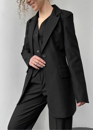 Черный удлиненный пиджак