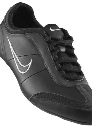 Nike wmns alexi (38, 24,5 см) кроссовки женские
