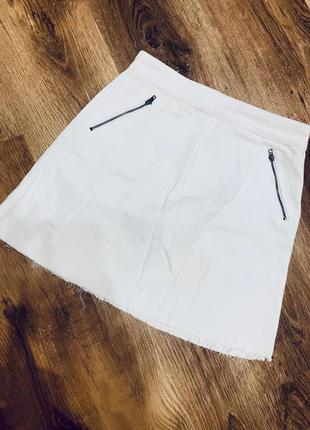 Юбка мини белая