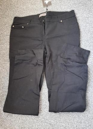 Легкие черные прямые брюки1 фото