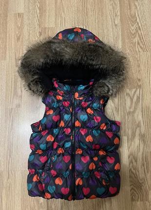 Продаётся жилетка на девочку  4-5 лет