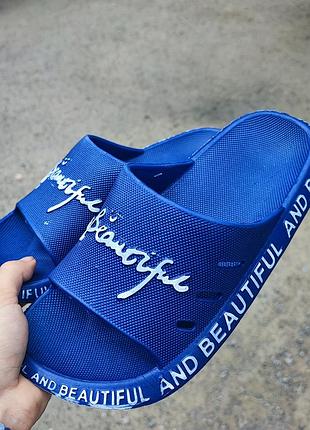 Жіночі пінкові шльопки