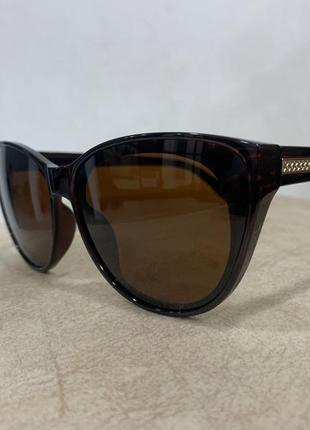 Сонцезахисні жіночі коричневі окуляри з поляризацією кошаче око3 фото