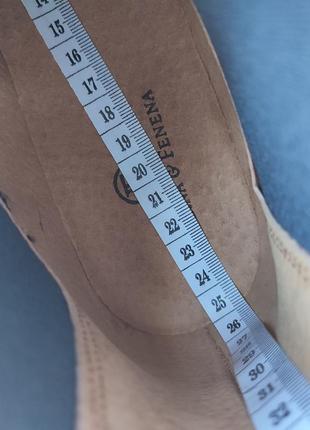 Фірмове жіноче взуття від jolana fenena - 38 р- натуральна шкіра7 фото