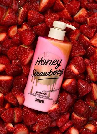 Парфюмированный лосьон для тела с дозатором strawberry honey pink victoria's secret