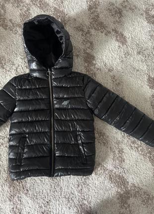 Курточка куртка 4f