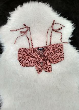 Топ в леопардовый принт с узлом фирмы missguided