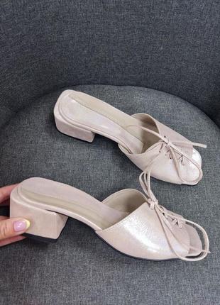 Шлёпанцы сабо с натуральной сатиновой кожи