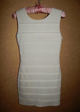 Белое бандажное платье размер с4 фото