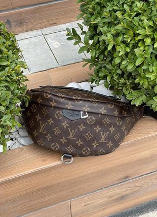 Сумка бананка в стиле louis vuitton discovery bumbag pm brown/black2 фото