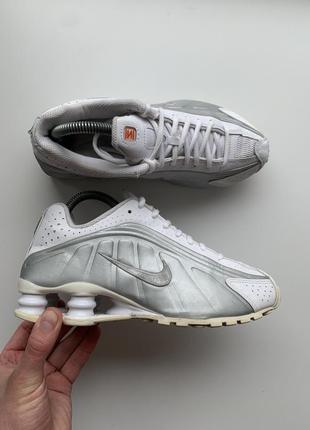 Кроссовки nike shox