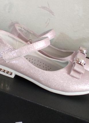 Детские розовые  туфли для девочки под платье, праздничные5 фото