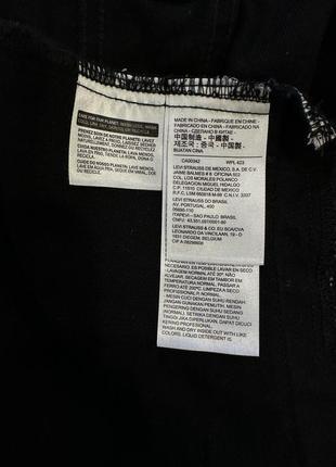 Levi's черная джинсовая куртка женская9 фото