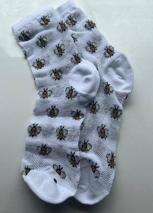 Носки летние, носки сеточка вышитая пчелка3 фото