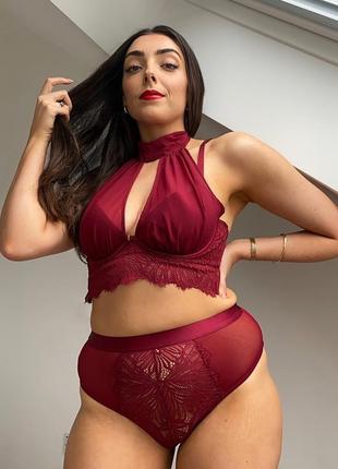 Кружевной комплект