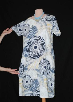 Италия свободное лёгкое платье с коротким рукавом короткий рукав.
