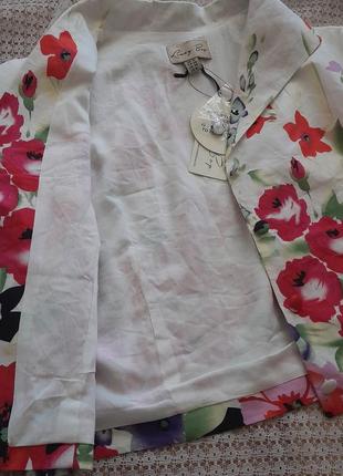 Легкий вкорочений літній піджак в квіти lindy bop9 фото