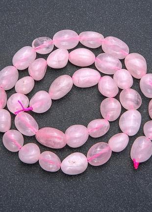 Бусины на нитке из натурального камня розовый кварц круглая галотка d-9х12мм l-40 см +-