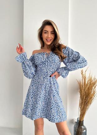 Жіноча сукня коротка синя рожева чорна блакитна квіткова з розрізом весняна