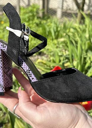 Босоніжки, туфлі, просто бомба туреччина