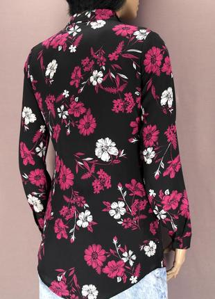Красива подовжена блузка "boohoo" з квітковим принтом. розмір uk8/eur36 (s).4 фото