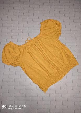 Блуза желтая с открытыми плечами2 фото