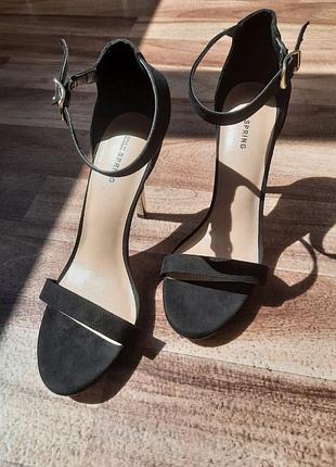 Call it spring босоніжки