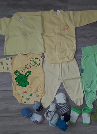 Пакет одежды на мальчиков и девочек 3-6 месяцев3 фото