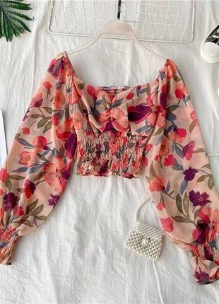 Блузы с цветочным принтом1 фото