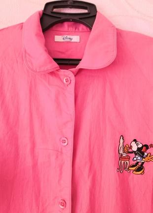 Розовая рубашка с минни маус с круглым воротничком2 фото