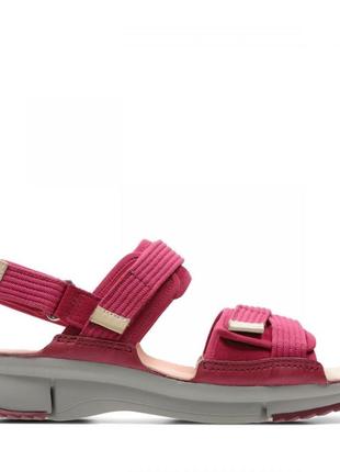 Р.35.5, 37 clarks жіночі шкіряні сандалії оригінал