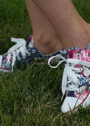 Кеды с цветочным принтом!мокасины!слипоны!кроссовки